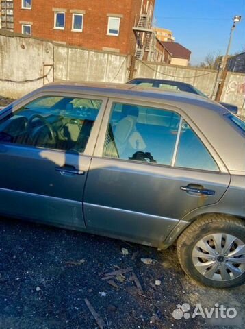 Стекла Mercedes E-Class W124