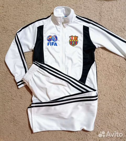 Спортивный костюм на мальчика 146