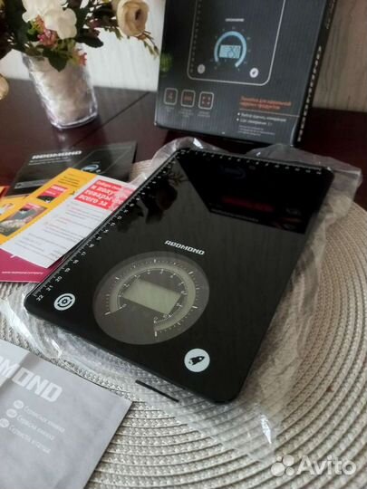 Весы кухонные Redmond новые