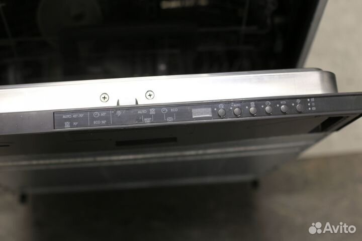 Посудомоечная машина Electrolux 60см