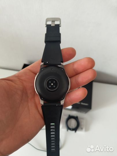 Смарт часы Samsung Galaxy Watch