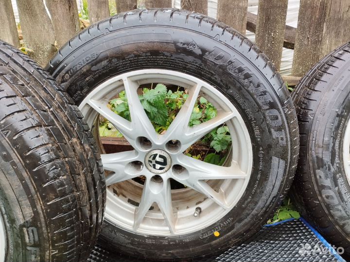 Летняя резина dunlop SP sport FM 800 с дисками 4шт