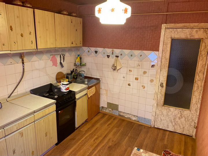 2-к. квартира, 48 м², 1/9 эт.