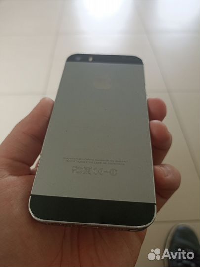 iPhone 5S, 16 ГБ