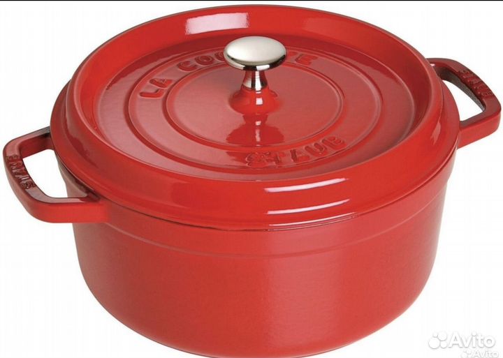 Кастрюля чугунная staub