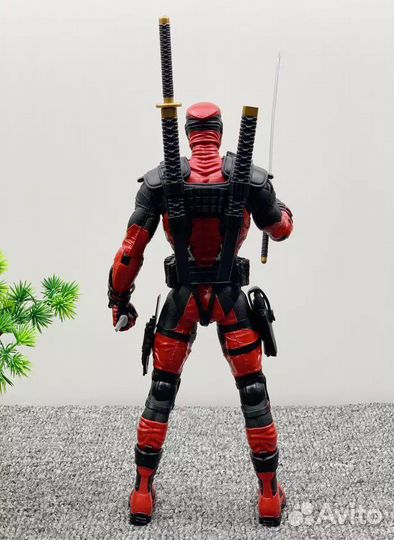 Фигурка Дэдпул / Deadpool 26 см