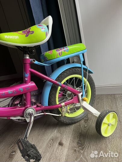 Велосипед для девочки 3-5 лет