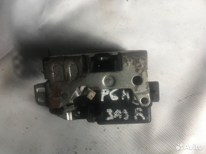 Замок двери задний правый Renault Logan LS12 D4D