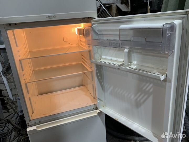 Холодильник Stinol no frost