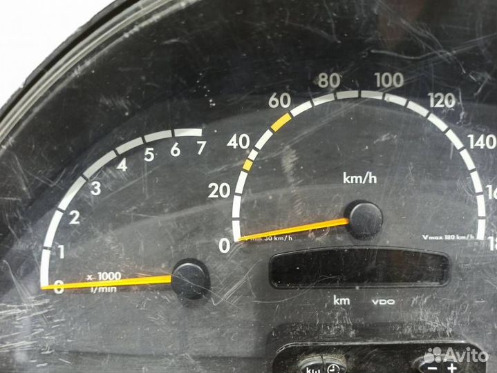 Панель приборов A0004467121