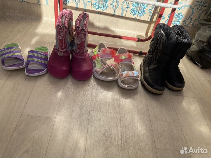 Отдам бесплатно детские вещи пакетом