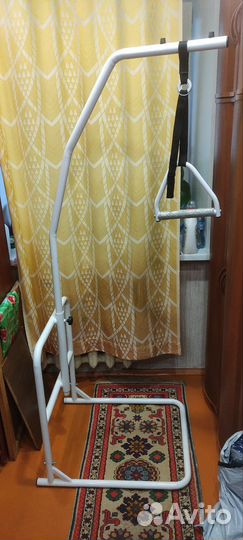 Стойка-дуга для подтягивания (лежачему больному)
