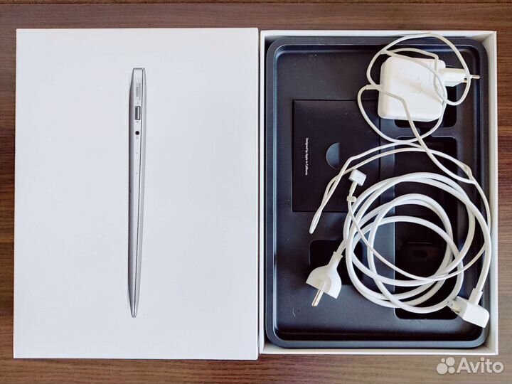 Ноутбук apple macbook air 13 mid 2017