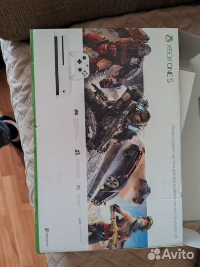 Xbox One s 2 геймпада 1tb