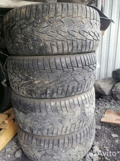 Nokian Tyres Hakkapeliitta 7 245/45 R18