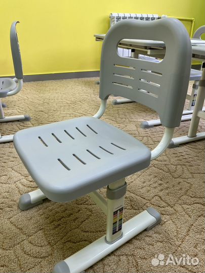 Парта и стул Anatomica Avgusta белый/серый