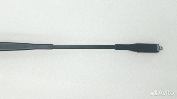 Поводок стеклоочистителя правый Ford Mondeo 5 2.5