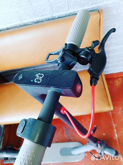 Самокат взрослый электрический