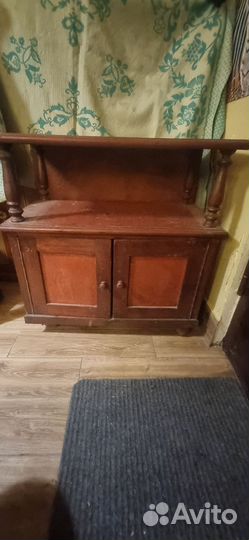 Старинный буфет