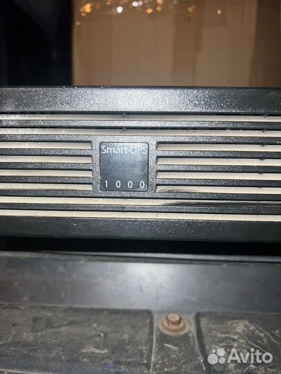 Ибп APC Smart UPS 1000