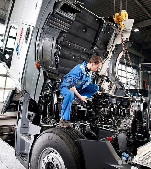 Требуется Автослесарь