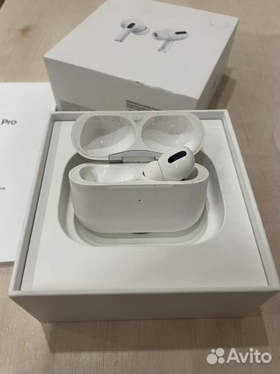 Airpods Pro кейс + правый наушник