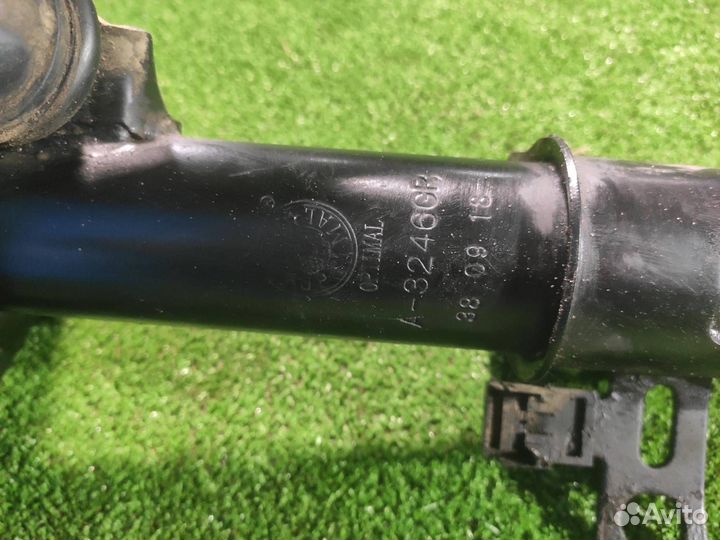 Амортизатор передний правый Opel Astra H седан 1.6