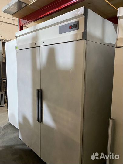 Холодильный шкаф