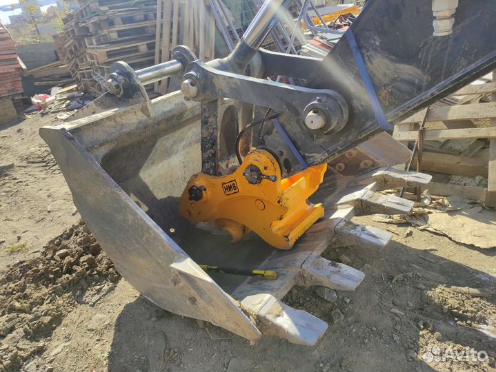 Быстросъем (квик-каплер) гидравличеcкий