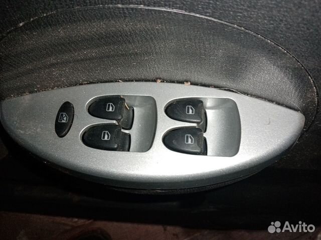 Блок стеклоподъемников Лифан Смайли 2013 год