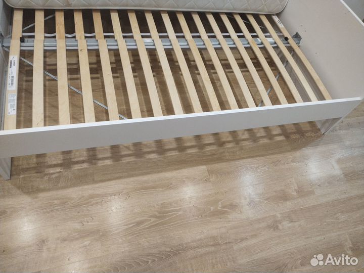 Кровать двухспальная