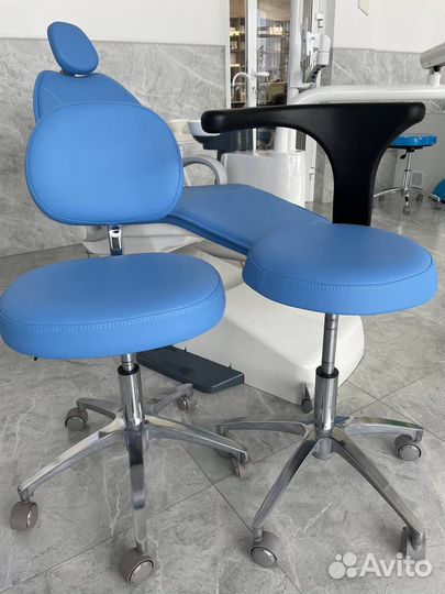 Стоматологическое кресло