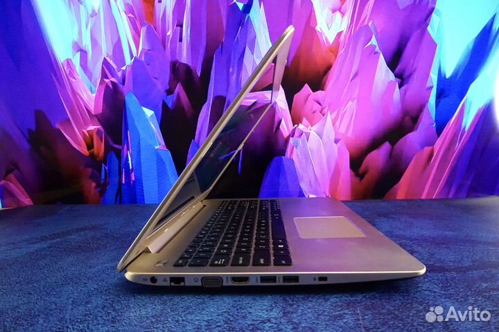 Бюджетный ноутбук Asus на Intel Core i3
