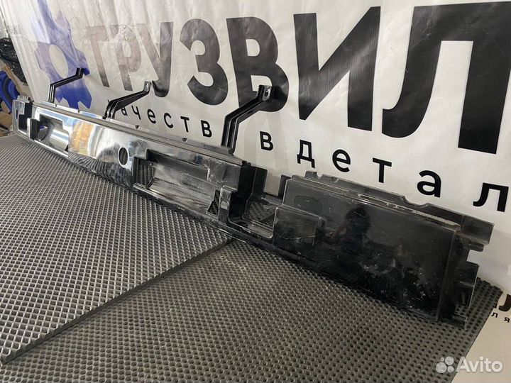 Планка стеклоочистителя (жабо) Volvo FH4 84055530