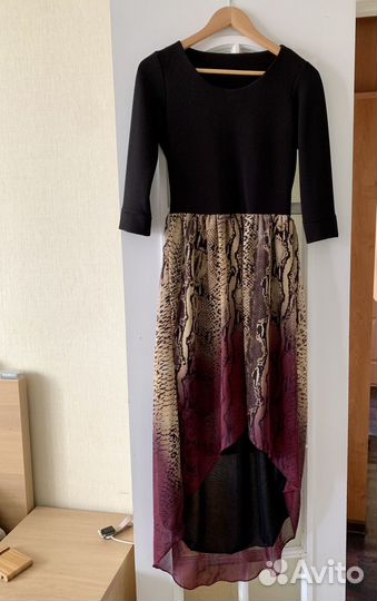 Вечернее платье в пол 42