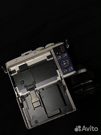Olympus PEN E-PL9 объективы M.zuiko 45mm 25mm