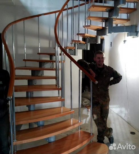 Лестница на монокосоуре