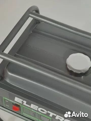 Генератор бензиновый для дома и дачи