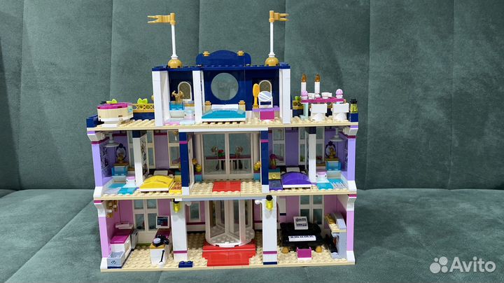 Конструктор Lego Friends гранд-отель Хартлейк сити