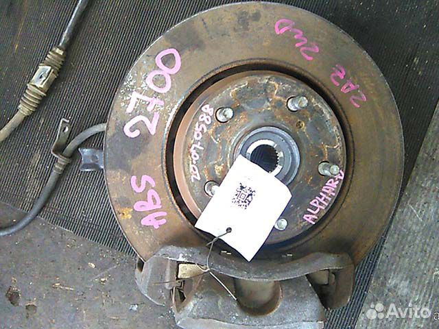 Кулак поворотный левый Toyota Alphard