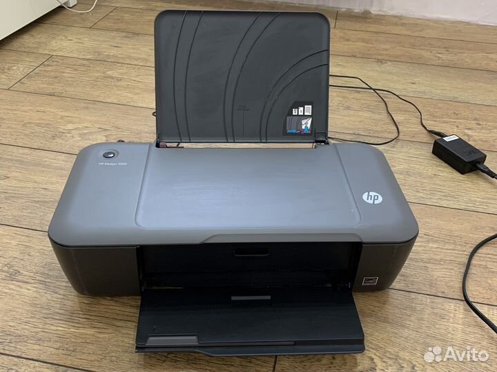 Цветной струйный принтер hp