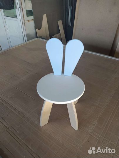 Детский стол и стул