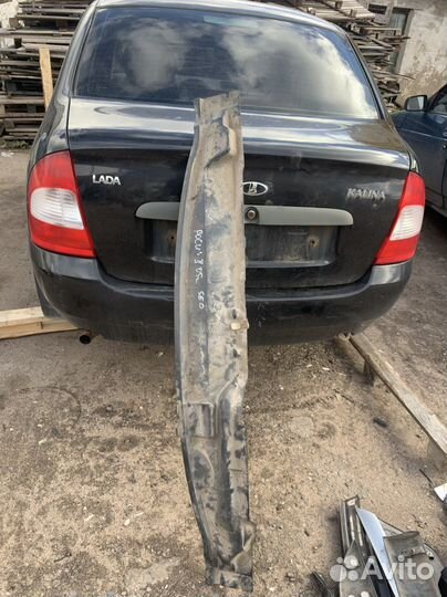 Накладка под жабо Ford Focus 2