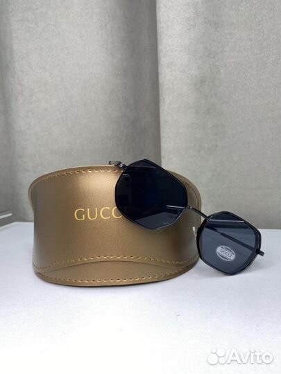 Солнцезащитные очки gucci