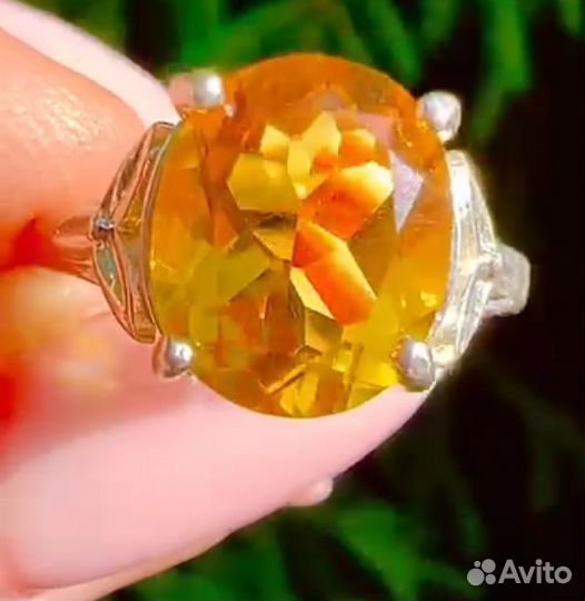 Кольцо с природным цитрином серебро с позолотой