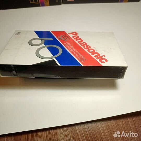 Видеокассеты vhs новые в упаковке