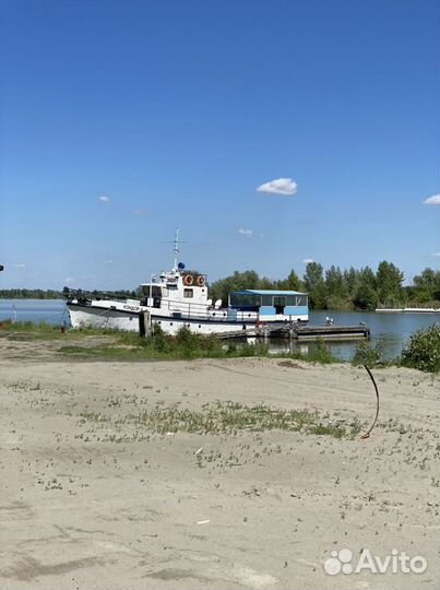 Продам теплоход Ярославец Р-376У