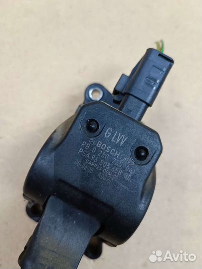 Электронная педаль газа Citroen C4 Peugeot 307