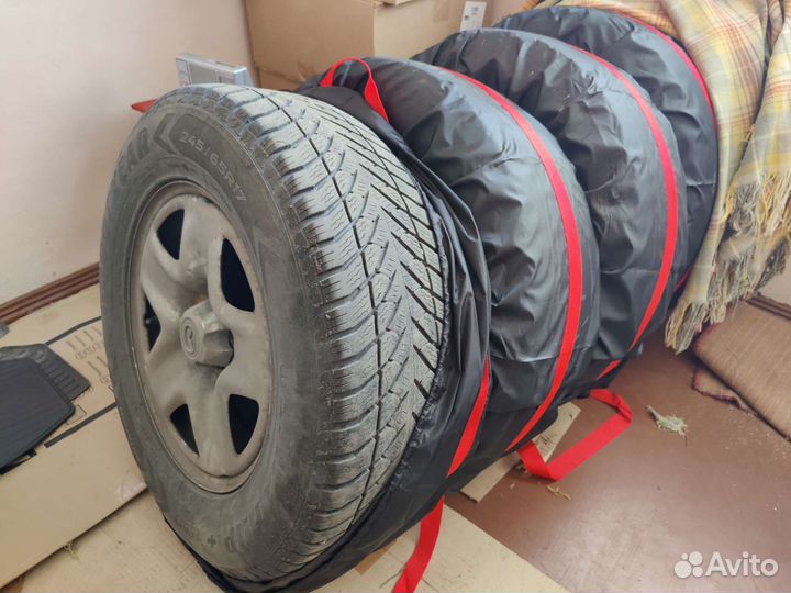 Goodyear UltraGrip+ SUV 245/65 R17