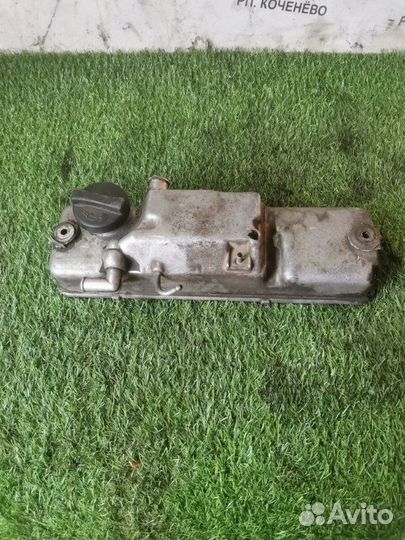 Крышка головки блока цилиндров Лада 2109 21083